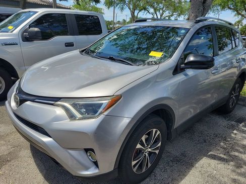 Used 2017 Ford F150 XL w/ Equipment Group 101A Mid image 7