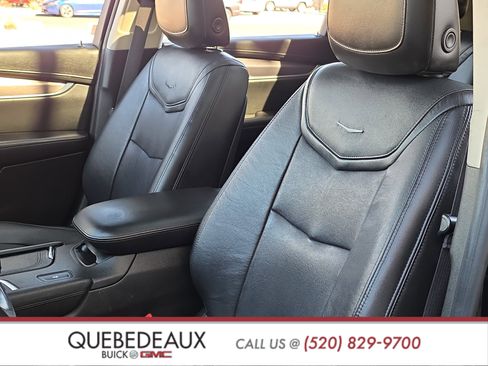 Used 2017 Cadillac XT5 Luxury w/ Driver Awareness Package image 13