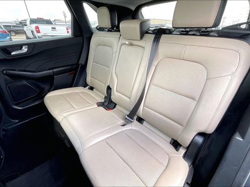 Used 2022 Ford Escape SEL FWD image 19