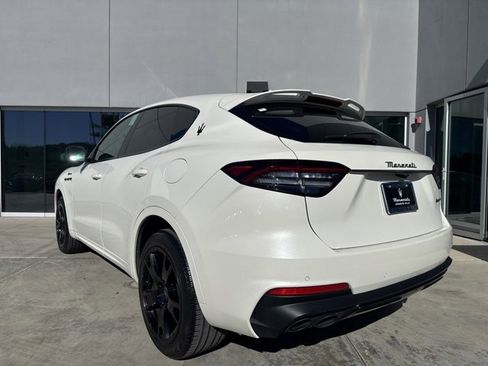 Certified 2022 Maserati Levante Modena image 6