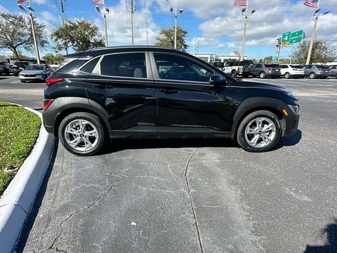 Used 2022 Hyundai Kona SEL image 5