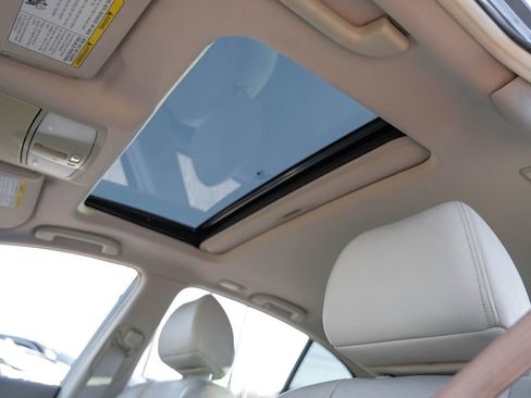 Used 2012 INFINITI G37 x w/ Premium Pkg image 21