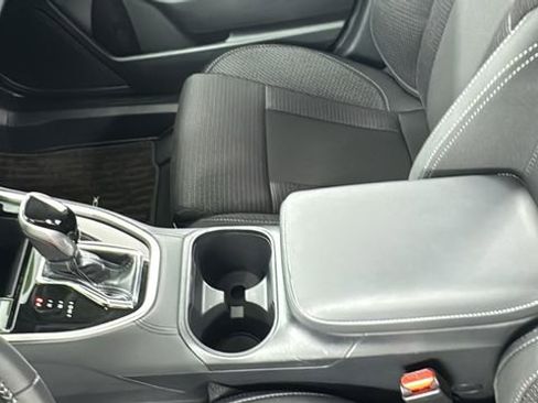 Certified 2025 Subaru Outback Premium image 38