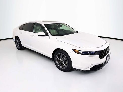 Certified 2023 Honda Accord EX image 1