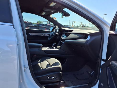 Used 2025 Cadillac XT5 Luxury FWD image 29