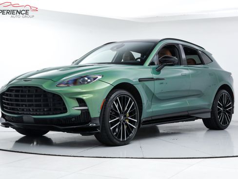 Used 2023 Aston Martin DBX 707 AWD/4WD image 1