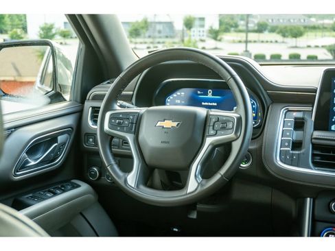 Used 2024 Chevrolet Tahoe LT RWD image 21