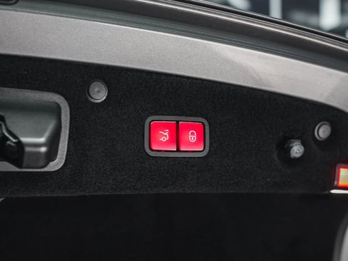 Used 2015 Mercedes-Benz S 63 AMG 4MATIC Coupe image 48