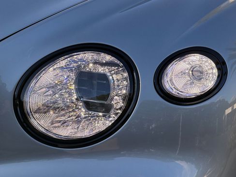 Certified 2024 Bentley Continental GT image 10