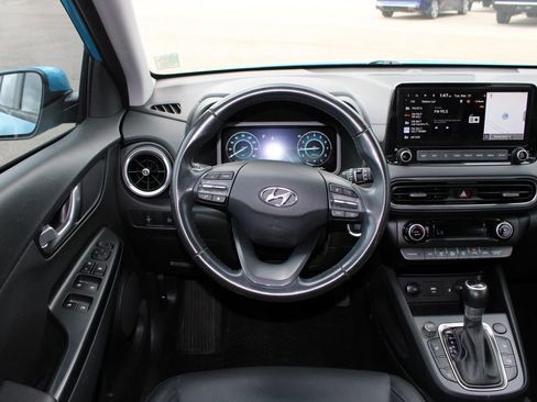 Used 2022 Hyundai Kona Limited FWD image 9