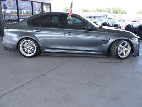 Used 2017 BMW M3 RWD image 6