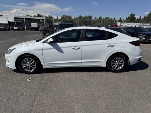 Used 2019 Hyundai Elantra ECO w/ Cargo Package FWD image 2