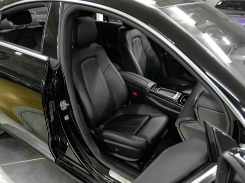 Used 2025 Mercedes-Benz CLA 250 4MATIC w/ Driver Assistance Package image 37
