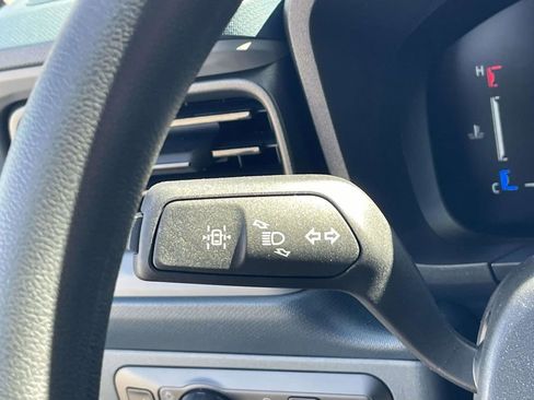 New 2025 Ford Maverick XL w/ Equipment Group 101A image 24