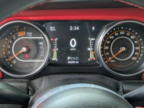 Used 2023 Jeep Wrangler Unlimited Rubicon w/ Cold Weather Group AWD/4WD image 22