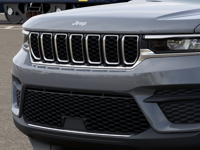 New 2027 Jeep Grand Cherokee Laredo X RWD image 11