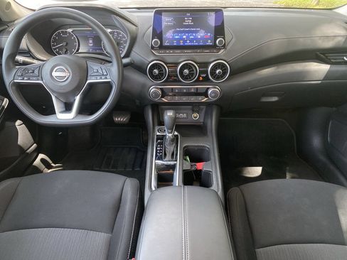 Used 2024 Nissan Sentra SV FWD image 15