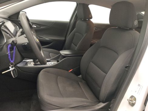 Used 2022 Chevrolet Malibu LT image 17