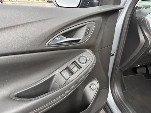 Used 2024 Buick Encore GX Preferred FWD image 29