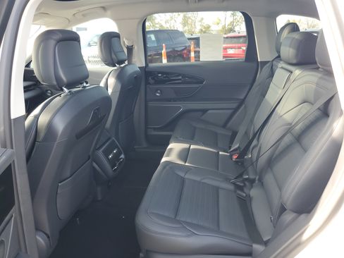 New 2026 Lincoln Nautilus Reserve image 27