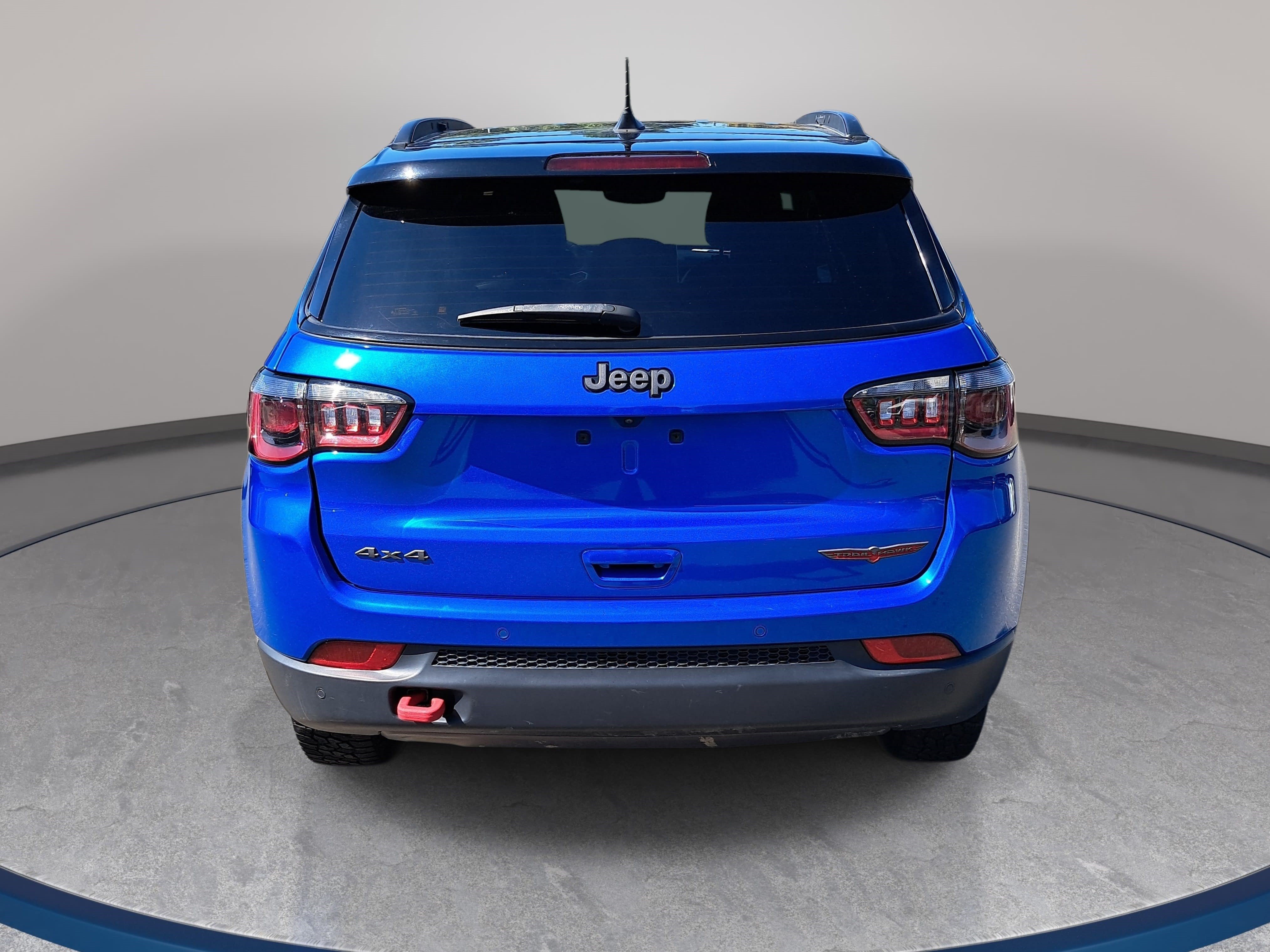 Used 2024 Jeep Compass Trailhawk AWD/4WD image 6