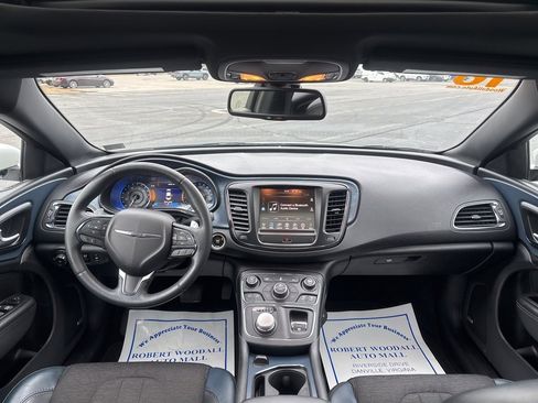 Used 2016 Chrysler 200 S w/ Navigation & Sound Group I image 16