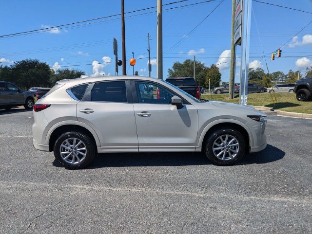 Used 2025 MAZDA CX-5 AWD 2.5 S w/ Select Package image 4