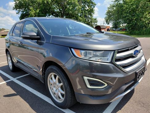 Used 2015 Ford Edge SEL w/ Equipment Group 201A AWD/4WD image 10