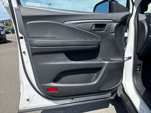Used 2023 Honda Passport TrailSport image 21
