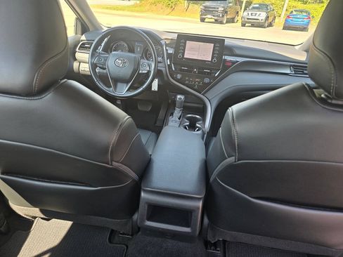 Used 2022 Toyota Camry SE FWD image 20