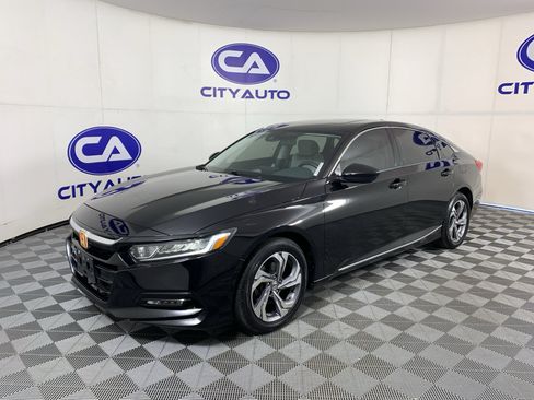 Used 2018 Honda Accord EX image 7