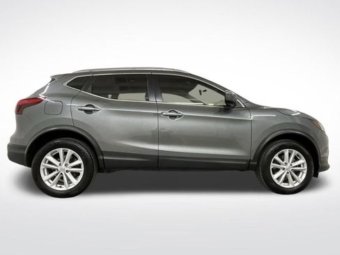 Used 2018 Nissan Rogue Sport SV w/ SV All-Weather Package image 29