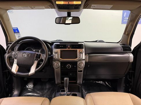 Used 2018 Toyota 4Runner SR5 Premium RWD image 8