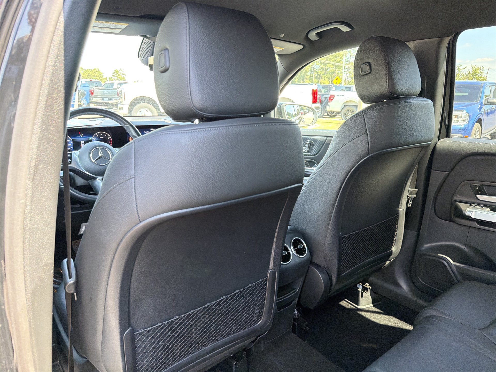 Used 2025 Mercedes-Benz GLB 250 image 22
