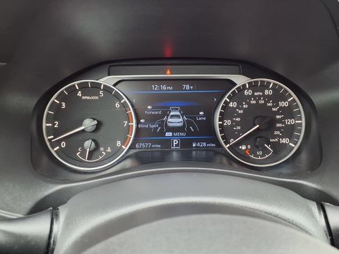 Used 2024 Nissan Altima 2.5 SV FWD image 16