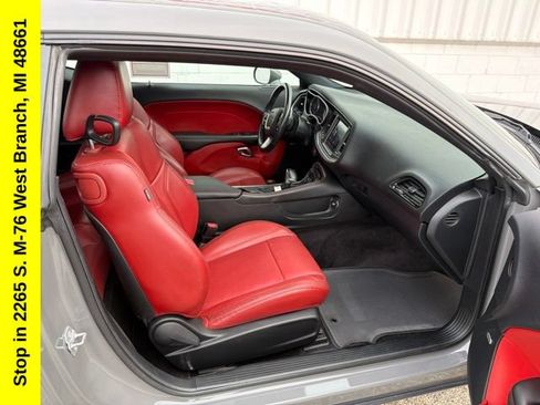 Used 2018 Dodge Challenger GT w/ Driver Convenience Group AWD/4WD image 23