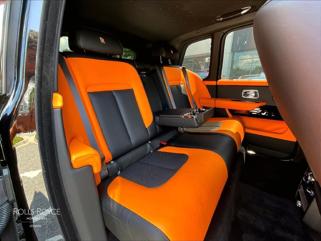 Certified 2025 Rolls-Royce Cullinan AWD/4WD image 26