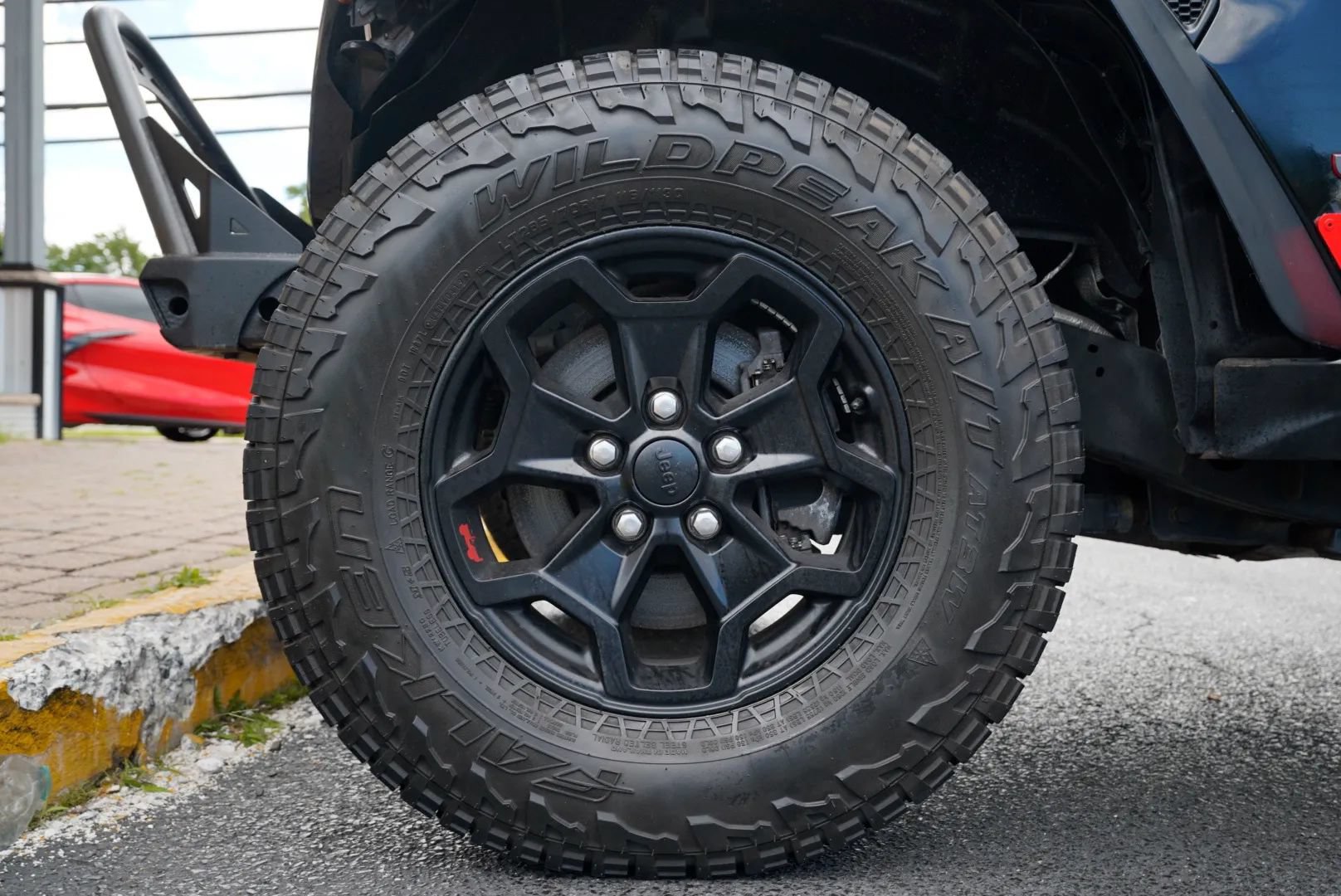 Used 2018 Jeep Wrangler Unlimited Rubicon AWD/4WD image 15