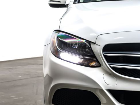 Used 2017 Mercedes-Benz C 300 Sedan image 14
