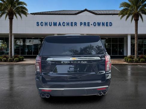 Used 2024 Chevrolet Suburban High Country AWD/4WD image 6