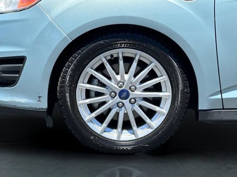 Used 2014 Ford C-MAX Energi SEL w/ Equipment Group 302A FWD image 34