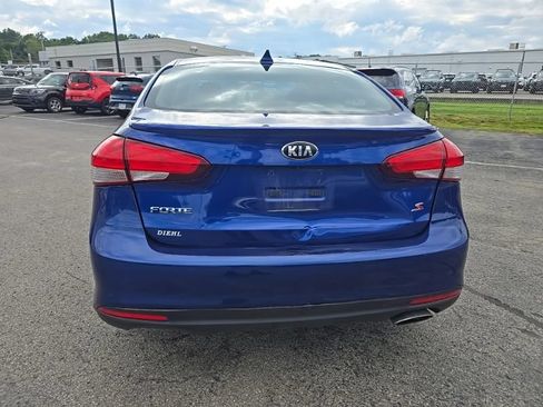 Used 2017 Kia Forte S FWD image 6
