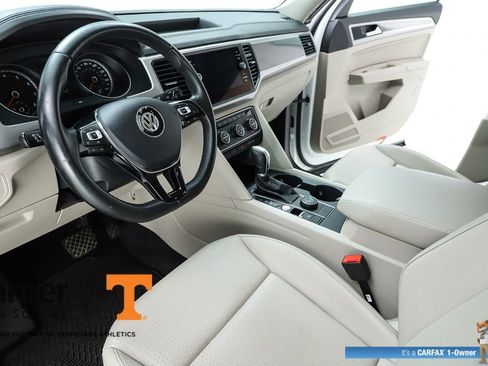 Used 2019 Volkswagen Atlas SE w/ Towing Package AWD/4WD image 19