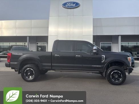 Used 2021 Ford F250 Platinum w/ Tremor Off-Road Package image 4