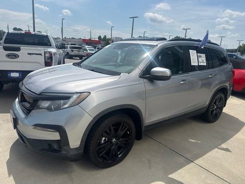 Used 2021 Honda Pilot Special Edition image 3