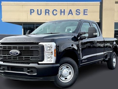 New 2026 Ford F250 XL image 2