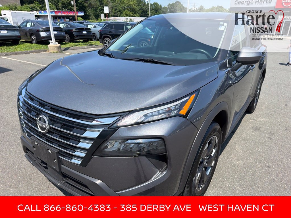 Certified 2026 Nissan Rogue SV AWD/4WD image 3