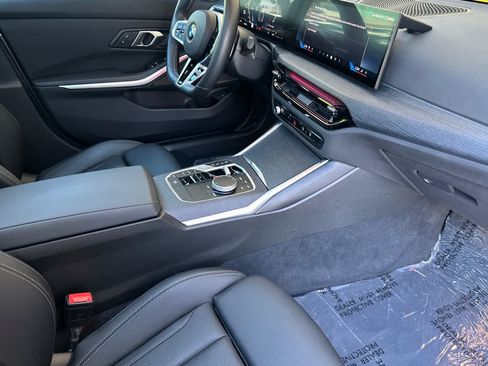 Used 2025 BMW M340i w/ Premium Package RWD image 16