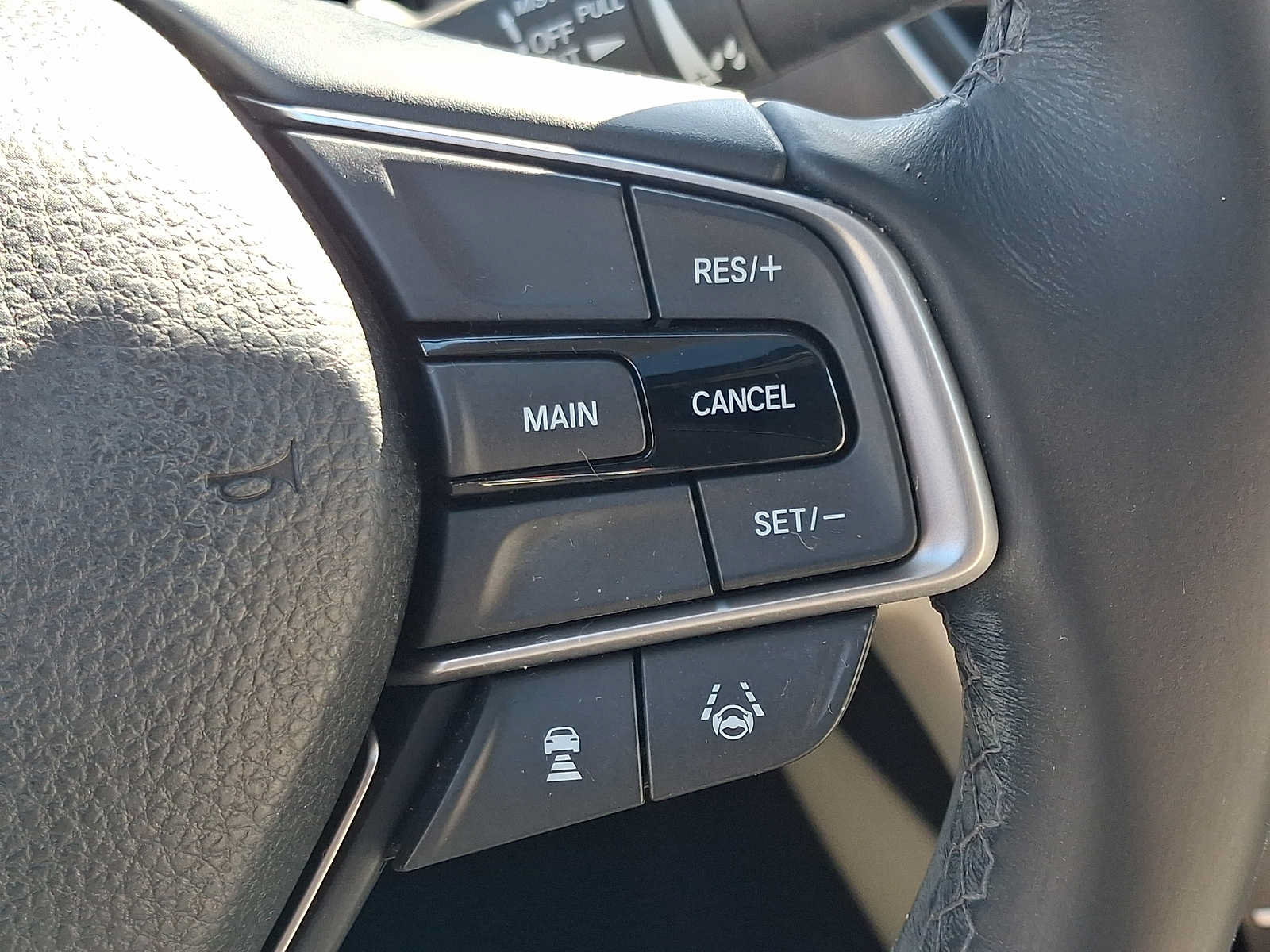 Used 2018 Honda Accord EX-L image 22