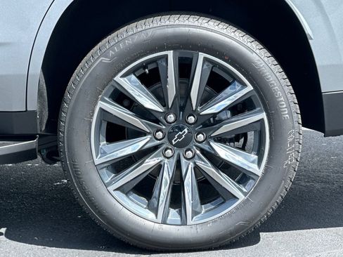 New 2026 Chevrolet Tahoe LS w/ LS Custom Edition AWD/4WD image 25